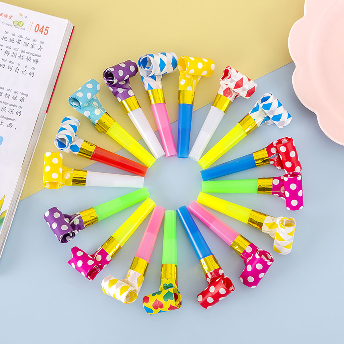 30 Uds. Silbatos coloridos de  - Party Games Easter reseña y precio